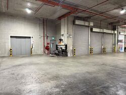 Jurong Logistics Hub (D22), Warehouse #586029881